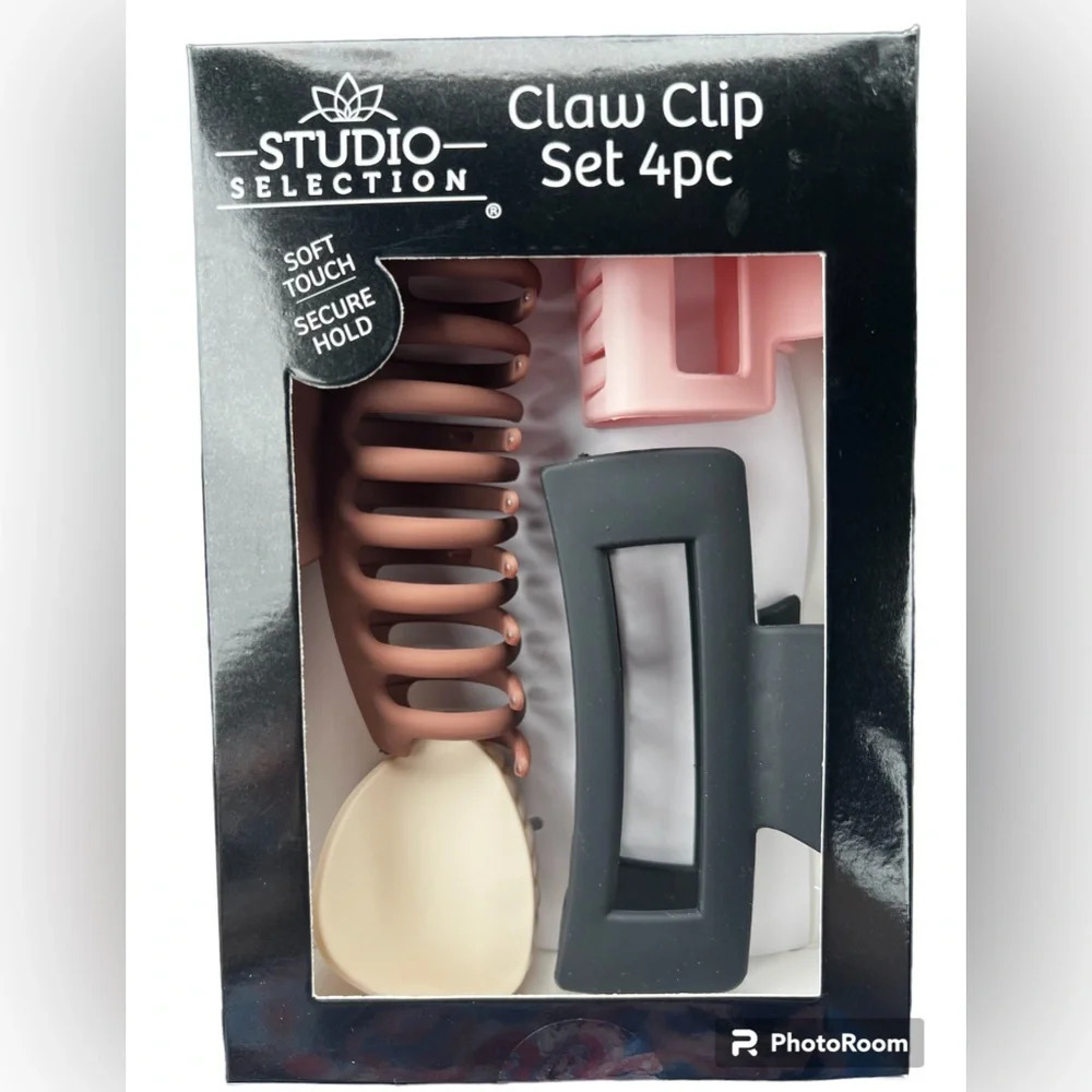 NIB 4pc Soft-Touch Mixed Claw Clips